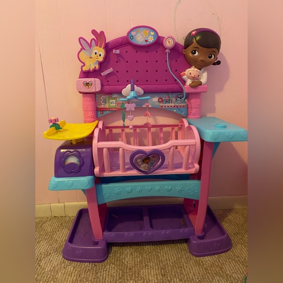 Toys Doc Mcstuffins Nursery Played With Very Little Still Like New